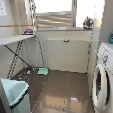 Familiar T3 Em Valongo Com Terraco Privativo E Churrasqueira * Campo (Porto)