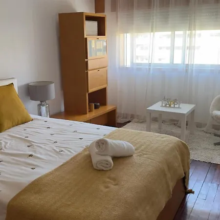 Appartement Familiar T3 Em Valongo Com Terraco Privativo E Churrasqueira