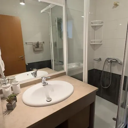 Appartement Familiar T3 Em Valongo Com Terraco Privativo E Churrasqueira