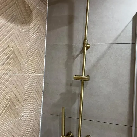 Familiar T3 Em Valongo Com Terraco Privativo E Churrasqueira *