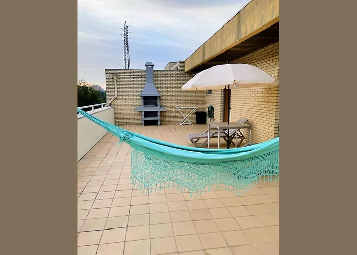 Familiar T3 Em Valongo Com Terraco Privativo E Churrasqueira