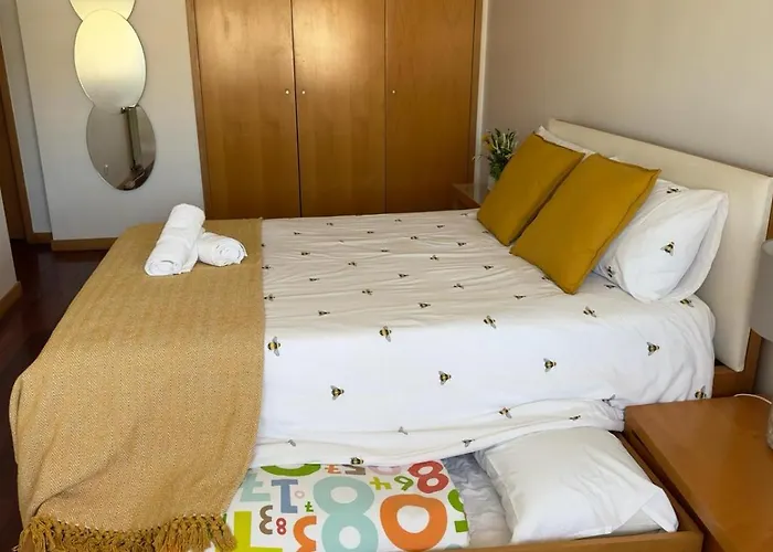 Familiar T3 Em Valongo Com Terraco Privativo E Churrasqueira דירה