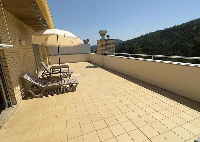 شقة Familiar T3 Em Valongo Com Terraco Privativo E Churrasqueira Campo (Porto)