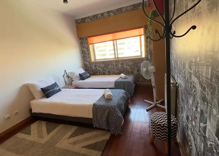 Familiar T3 Em Valongo Com Terraco Privativo E Churrasqueira דירה Campo (Porto)