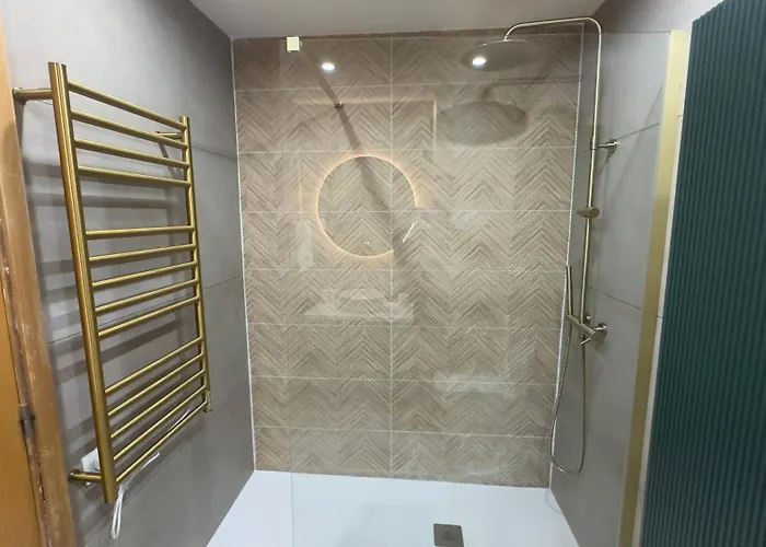 דירה Familiar T3 Em Valongo Com Terraco Privativo E Churrasqueira Campo (Porto)