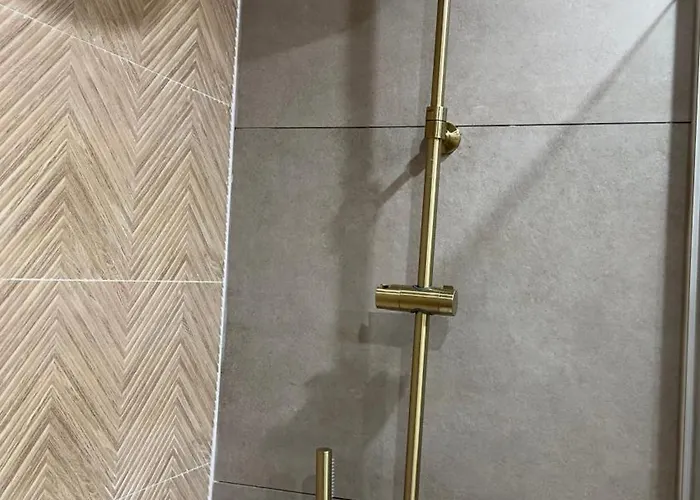 Familiar T3 Em Valongo Com Terraco Privativo E Churrasqueira *